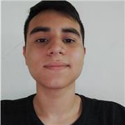 Profesor de inglés imparte clases para niños y adolescentes